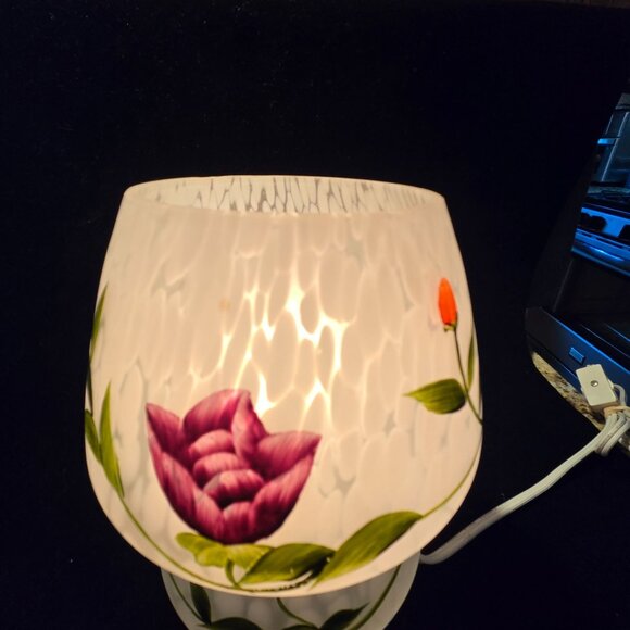 Hand-Painted Floral Frosted Glass Table Lamp With Corded Switch - Picture 4 of 9